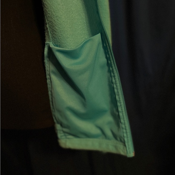 Columbia XL Lightweight Fleece Turquoise Zippered Jacket - Picture 6 of 10